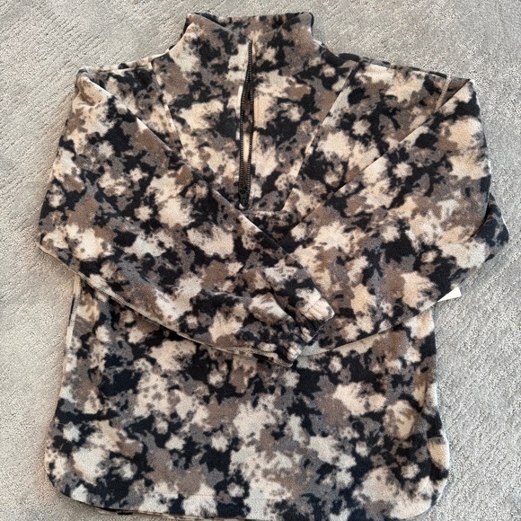 Zella Quarter Zip Camo Fleece Pullover - Picture 1 of 9